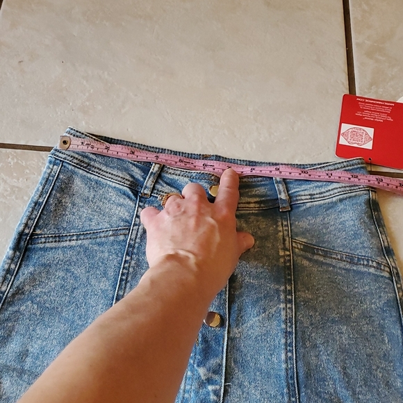 NWT Marilyn Monroe Jean Denim Skirt - Picture 8 of 9
